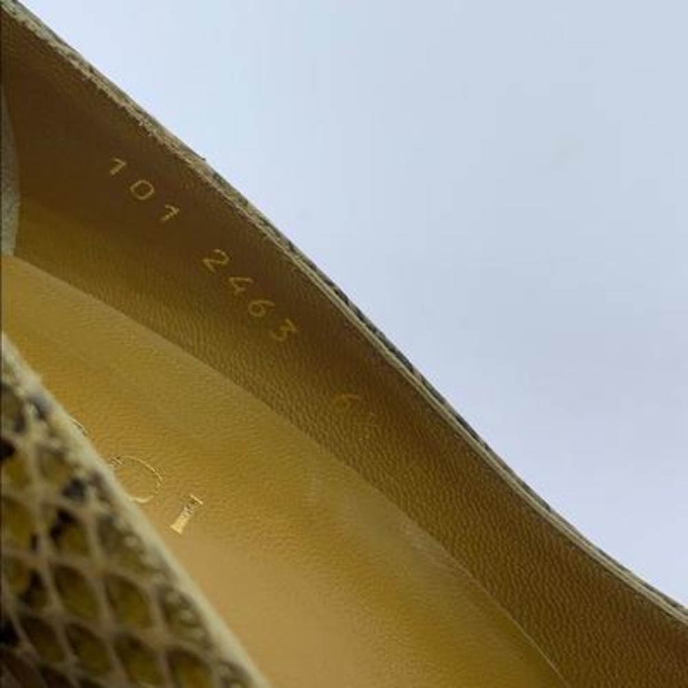 Authentic Gucci Snakeskin Stilettos with wood - Picture 6 of 10